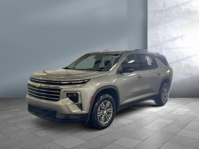 Gray 2026 Chevrolet Traverse SUV / Crossover Four-Wheel Drive 8-Speed Automatic