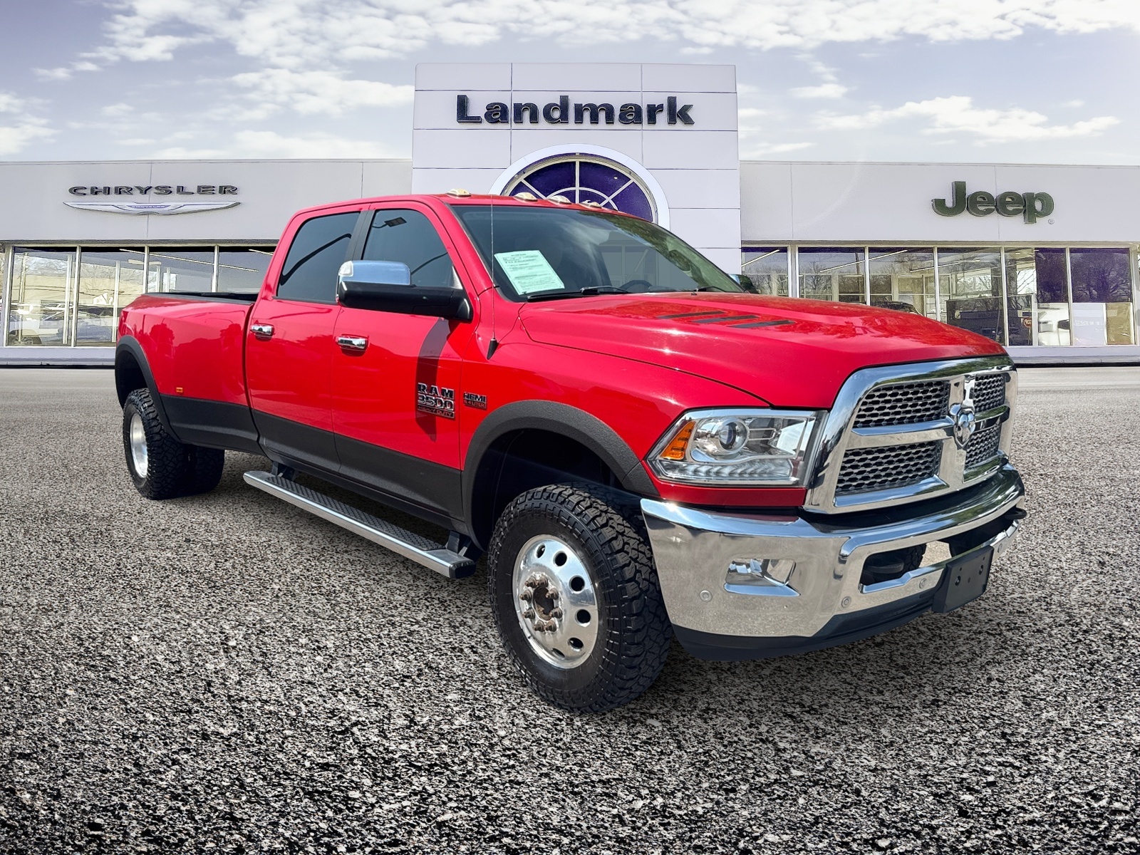 2017 RAM 3500 Laramie Crew Cab LB DRW 4WD