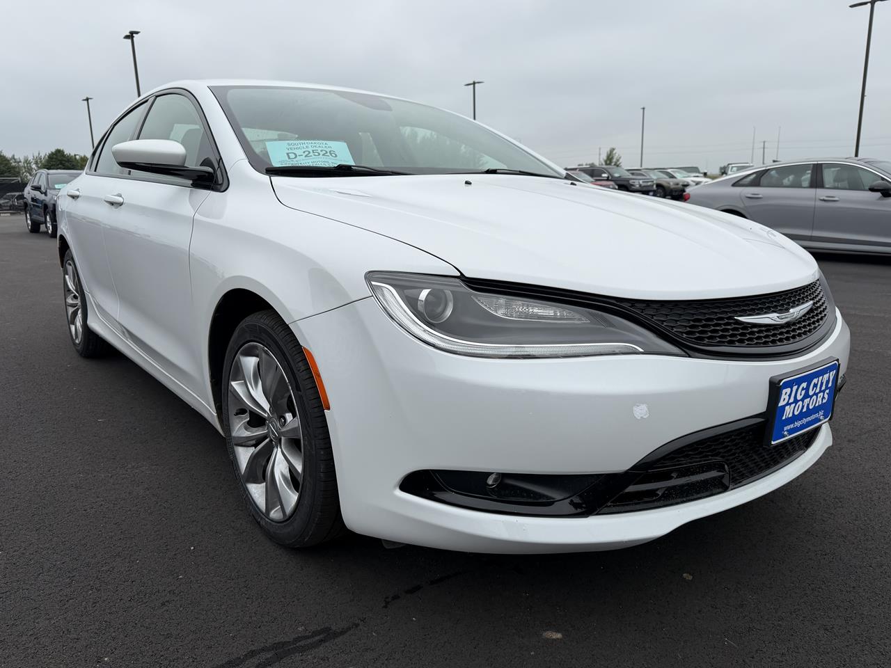 2015 Chrysler 200 S Sedan FWD