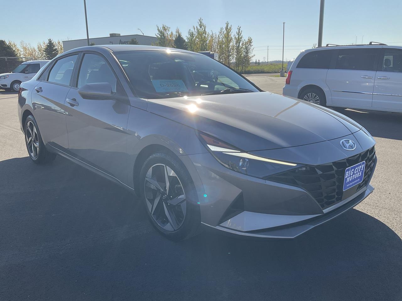 2023 Hyundai Elantra SEL FWD